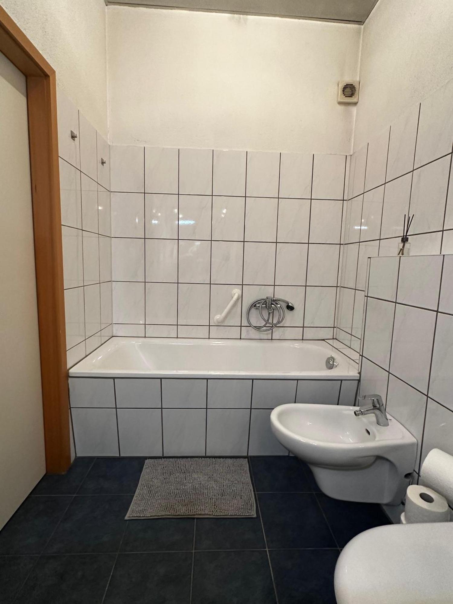 Maisonettewohnung Im Loft Stil Mit Wunderschoener Terrasse 卡尔斯鲁厄 外观 照片